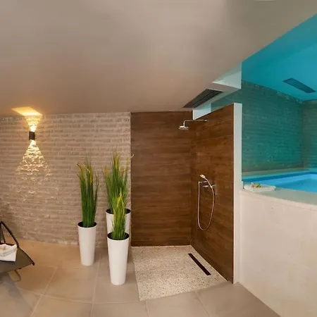 Villa Luxury On The Beach With Pool More *