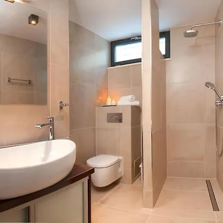 Luxury On The Beach With Pool More Trogir
