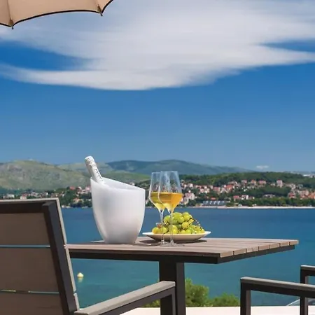 Luxury On The Beach With Pool More * Trogir