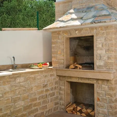 Luxury On The Beach With Pool More Trogir