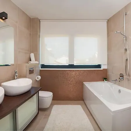 Villa Luxury On The Beach With Pool More *