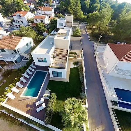 Villa Luxury On The Beach With Pool More *